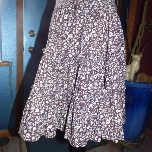 VINTAGE VICTORIAS SECRET MODA INTERNATIONAL FLORAL FULL TIERED SHORT SKIRT 14 - Picture 3 of 13